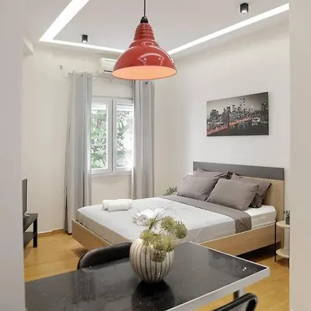 Apartment At Eksarhia Center-2